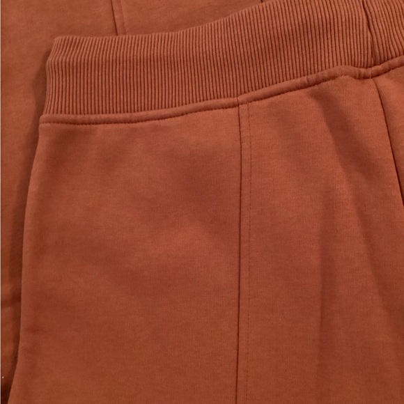 NWT BANANA REPUBLIC SLIM TAPERED LEG UTILITY POCKET FLEECE JOGGER POLISHED LOOK! - Picture 10 of 16